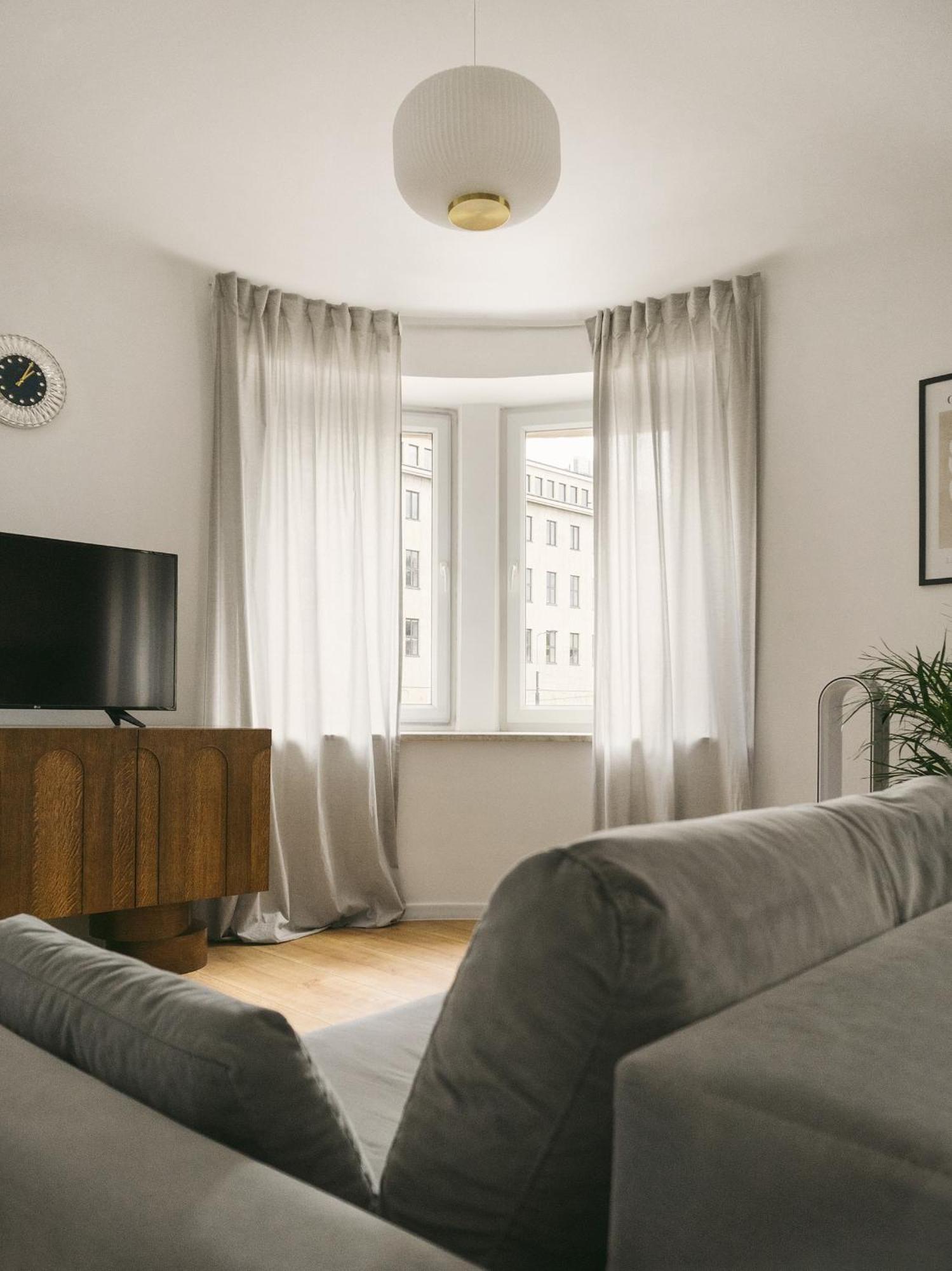 Golden Hour Apartment - Warsaw City Center Екстер'єр фото